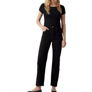 Levi’s Ribcage Straight Ankle Jeans